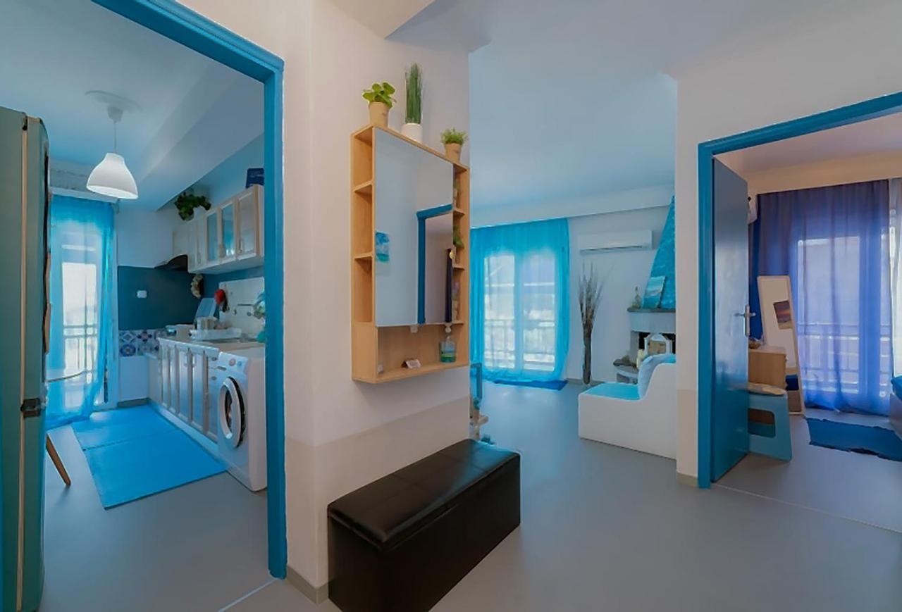 Upper Deck Apt. Daire Néa Péramos Dış mekan fotoğraf