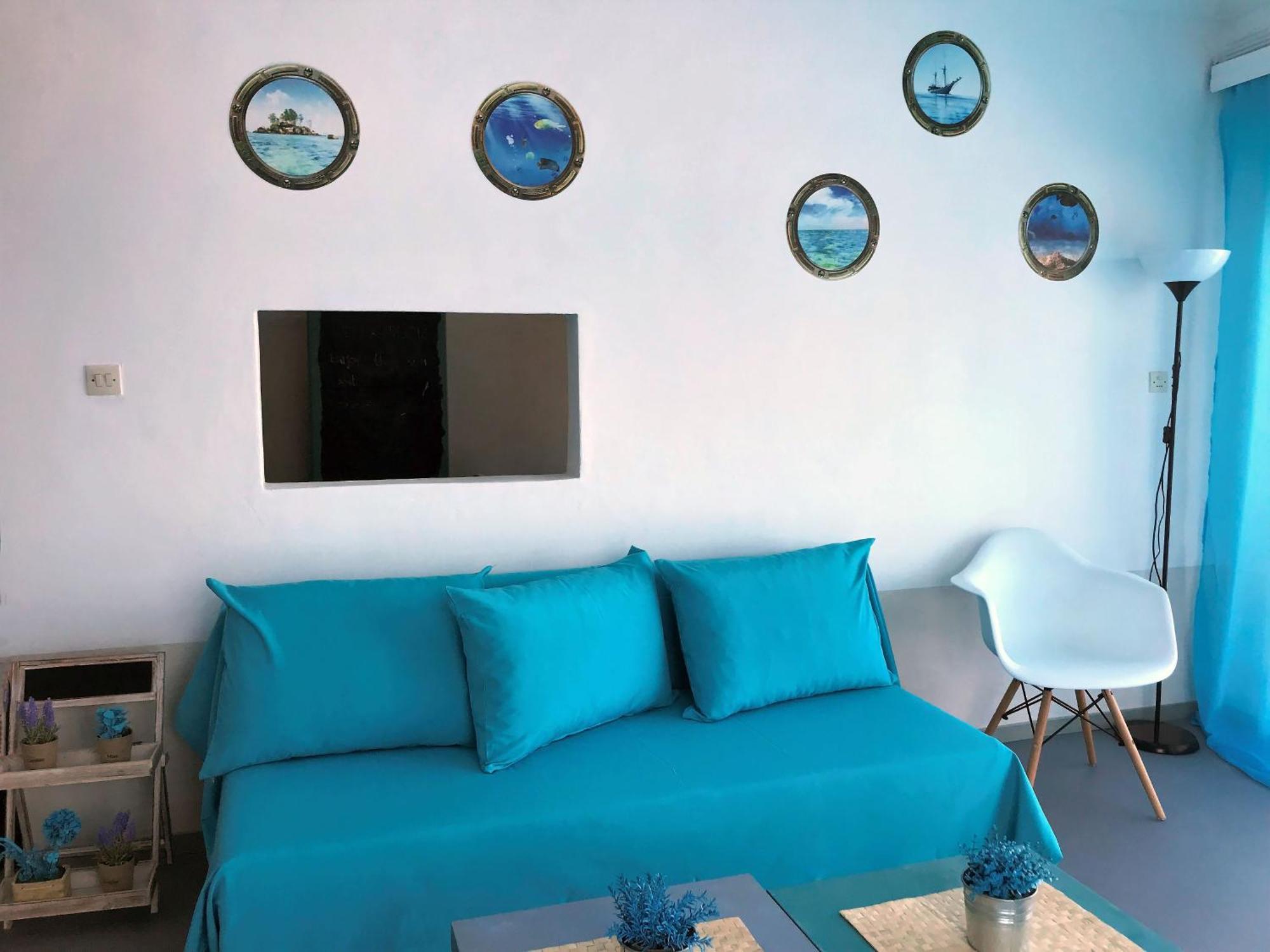 Upper Deck Apt. Daire Néa Péramos Dış mekan fotoğraf